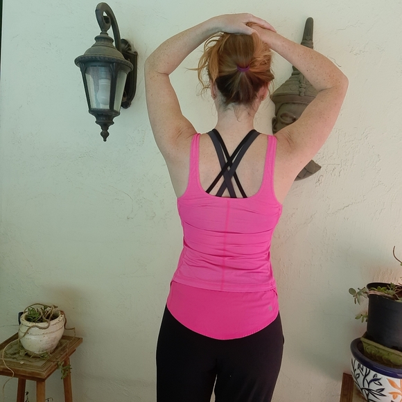 Lululemon Hot Pink Tank Top layered hem scoop front and back small - Picture 3 of 5